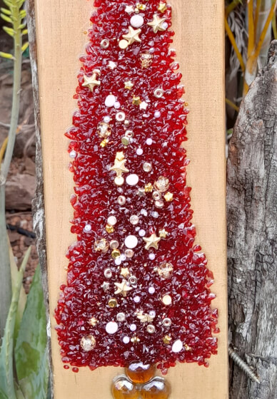 Gorgeous Glittery Resin Glass Christmas Tree Wall Art Class