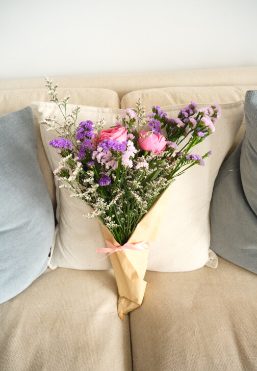 Hand-tied Bouquet Workshop: Bloom and Bind Workshop