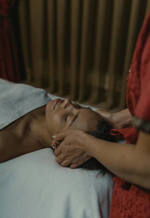 Indian Head, Neck, Shoulder and Arm Spa Treatment Workshop