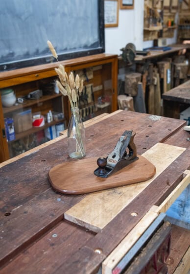 Introduction to Woodwork Class: Hand Plane Serving Board
