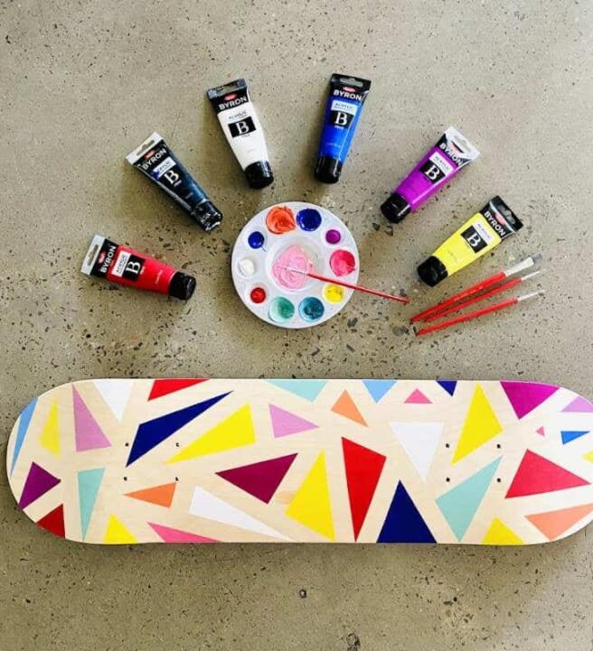 Kid's Skateboard Painting Workshop