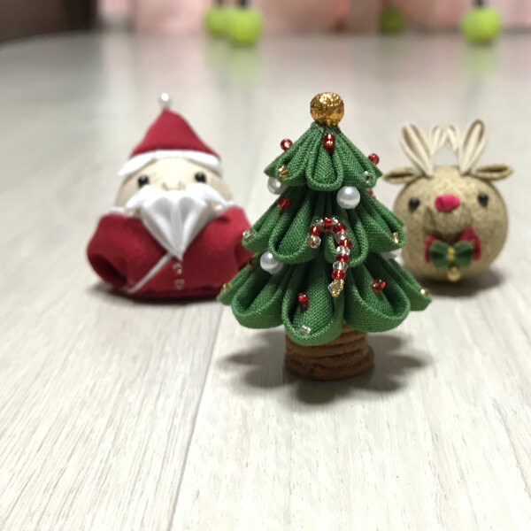 Make a Christmas Tree Using Japanese Techniques | Online class | Gifts ...