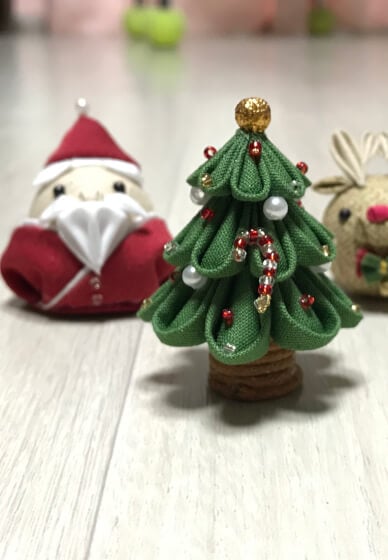 Make a Christmas Tree Using Japanese Techniques