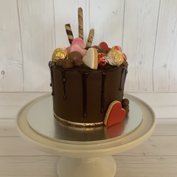 Make a Drip Cake Decorating Class Canberra | Gifts | ClassBento