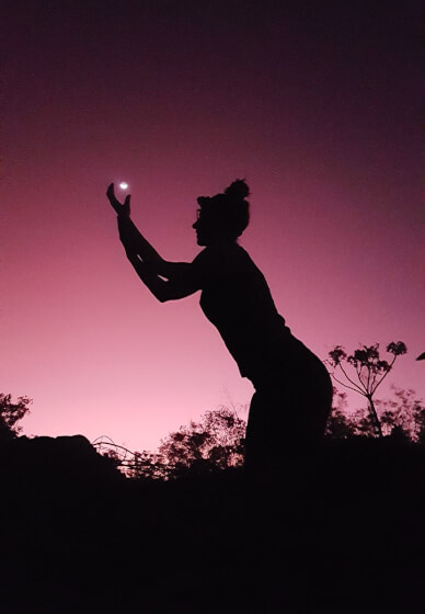 Make the Ultimate Goal and Vision Board at Home