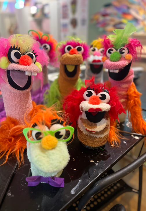 Make Your Own One-of-A-Kind No-Sew Puppet Workshop