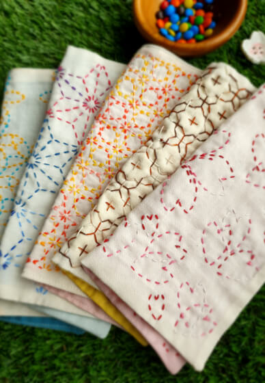 Making Sashiko Handkerchief with Organic Cotton