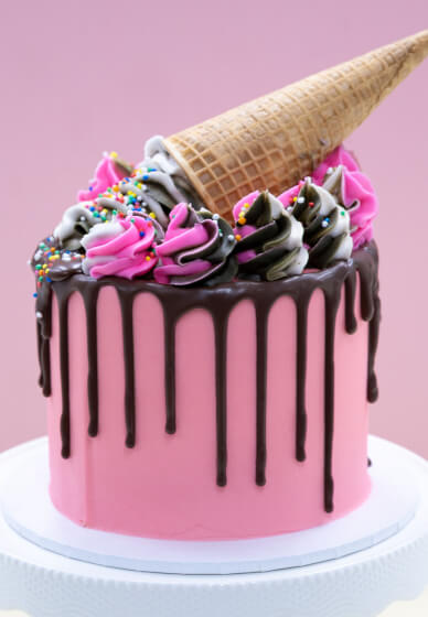 Melty Moments: Buttercream Cake Decorating Class