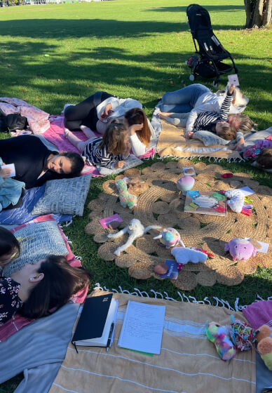 Mindful and Creative Family Class in French