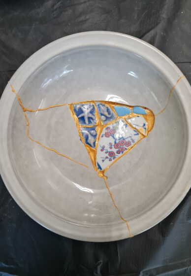 Modern Artistic Kintsugi Technique Workshop: Yobitsugi