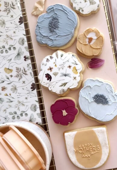 Mother's Day Fondant Cookie Class