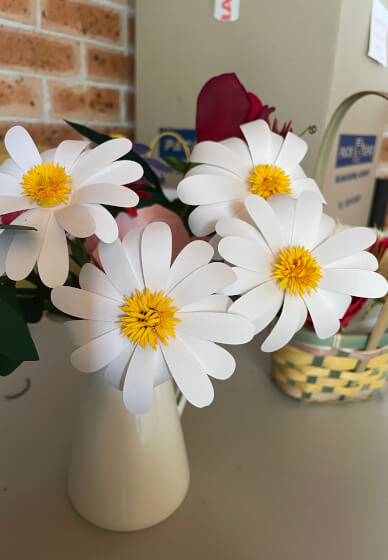 Paper Flower Daisy Bouquet Workshop