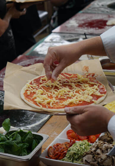 Pizza Making Class on King St Wharf