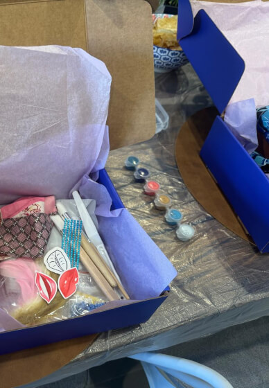 Plant Pot Character Kit: Girls Night In