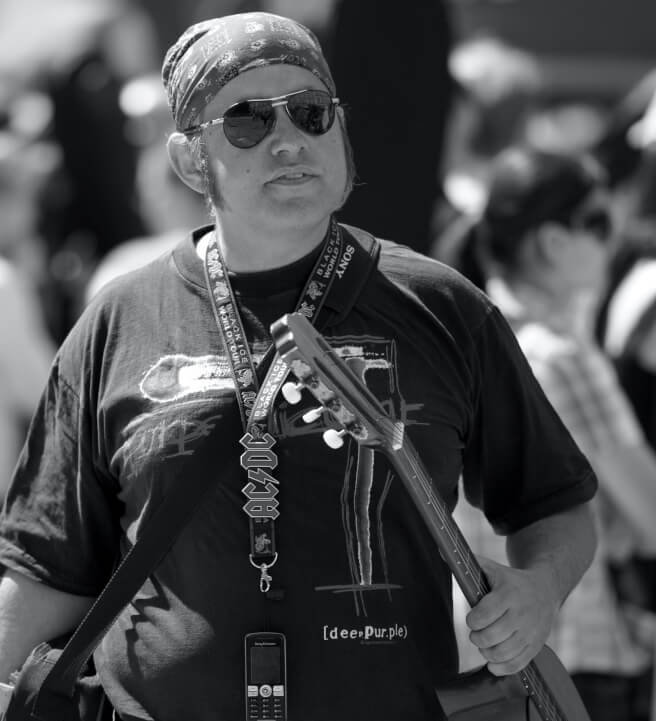 Play / Sing Famous Songs