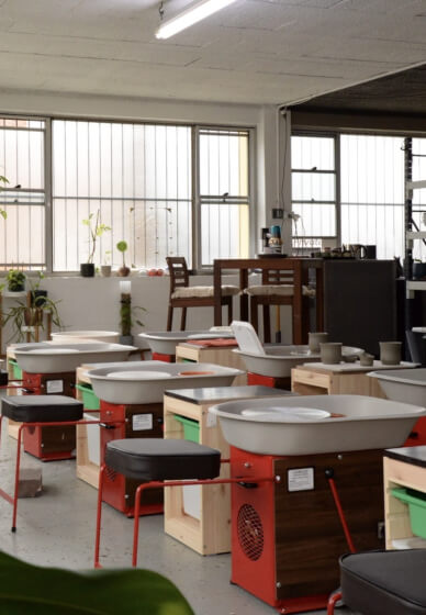 Pottery Studio Access: Freestyle Clay Time for Creatives