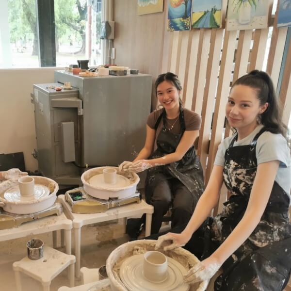 Pottery Wheel Throwing Marbled Clay Adelaide ClassBento