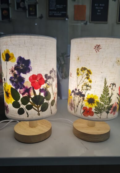 Pressed Flower Lamp Making Workshop for Beginners