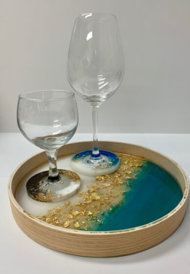 Resin Art Class: Cheeseboard and Wine Glass