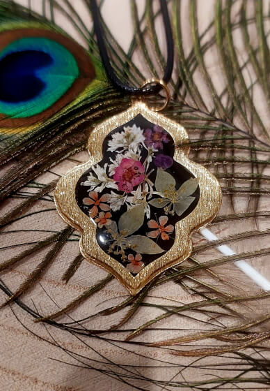 Resin Class: Create Your Own Jewellery