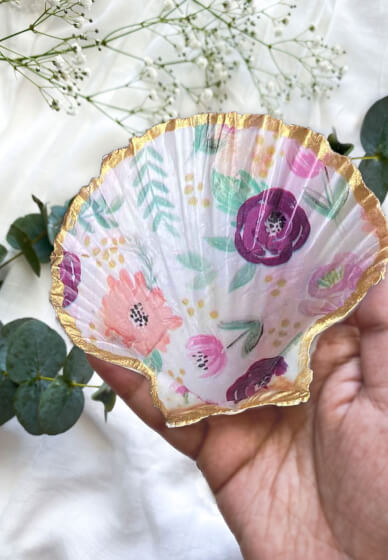 Scallop Shell Trinket Dish Painting for Bridal Shower