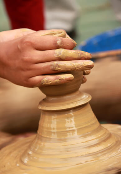 School Holiday Student Pottery Wheel One-week Course