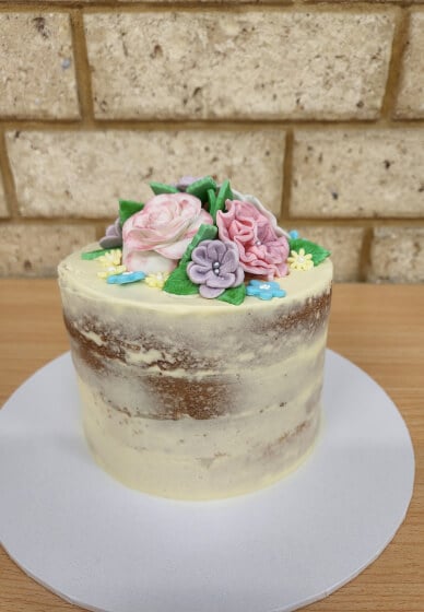 Semi-Naked Cake and Flower Modelling Class