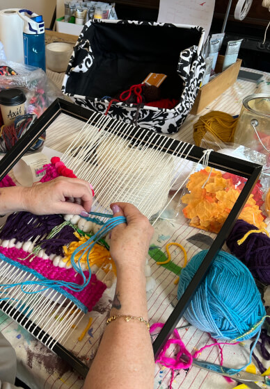 Sip and Tapestry Course for Beginners: Loom Weaving