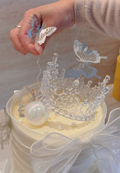 Six-Inch Cake Decorating Class for Beginners