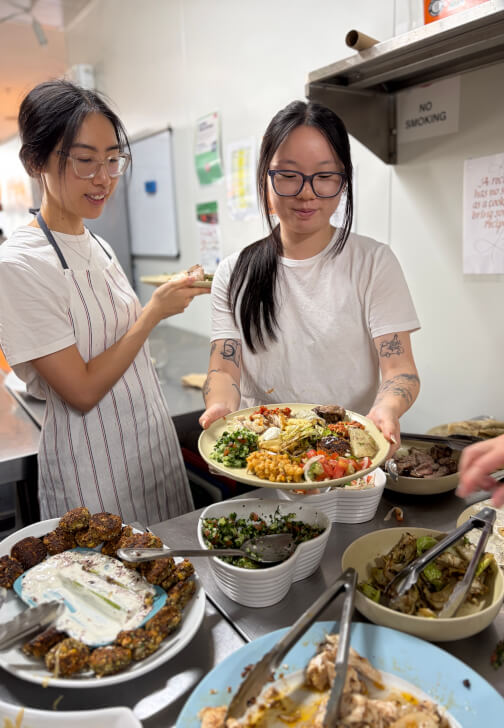 Social Cooking Experience: Yes Chef