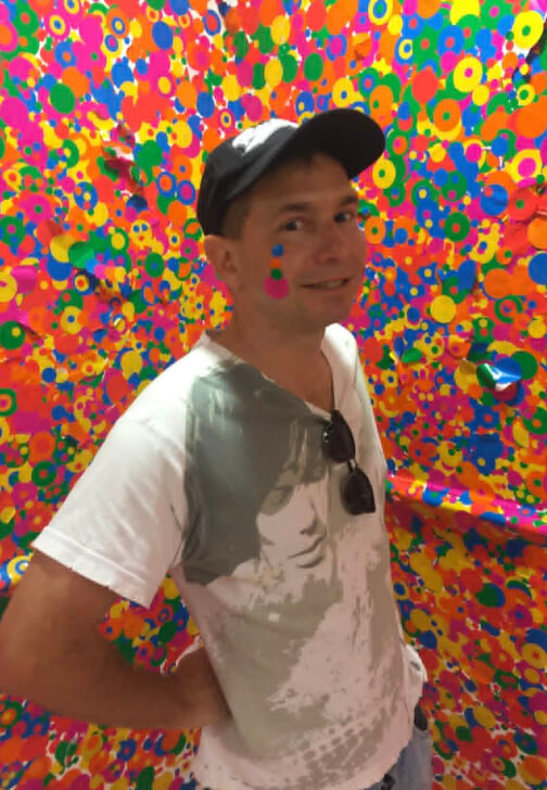Splatter Paint Room Experience