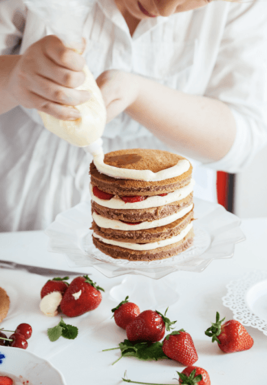 Sunday Baking Workshop: Seasonal Cakes and Treats