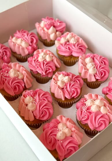 Cupcake Decorating Class: Master the Perfect Swirl