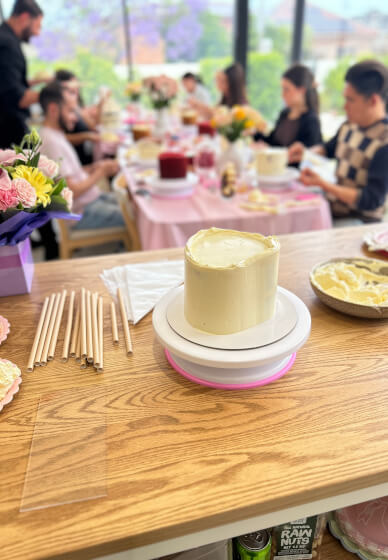 Vintage Cake Decorating Class