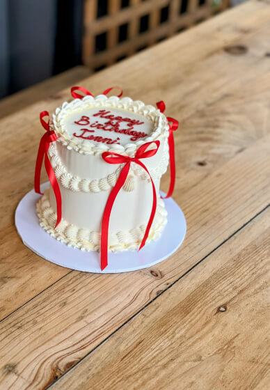 Vintage Cake Decorating Workshop