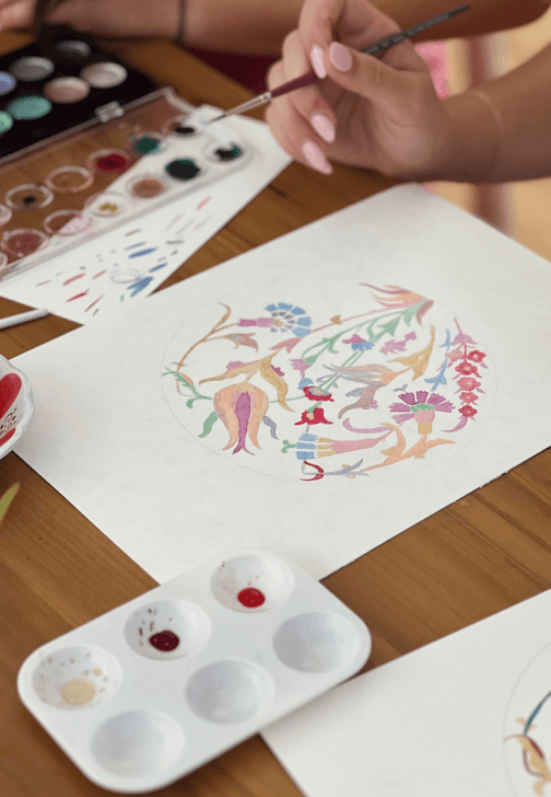 Watercolour Painting Class: Traditional Floral Motifs