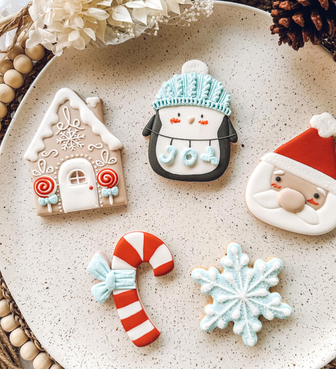 White Xmas Cookie Decorating Class