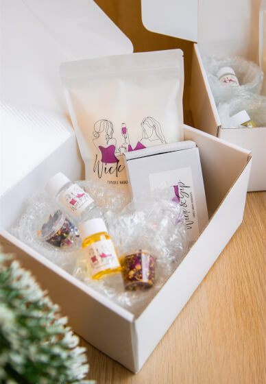 Wick and Sip Creative Soy Candle Making Kit