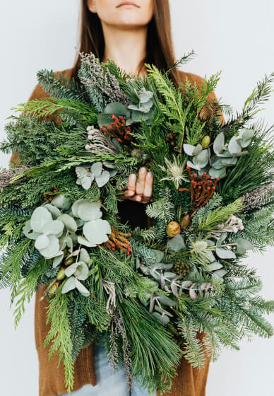 Wreath Making Workshop with Yuletide Bites