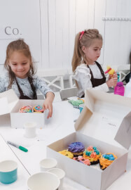 1.5 Hour Kids Cupcake Decorating Class
