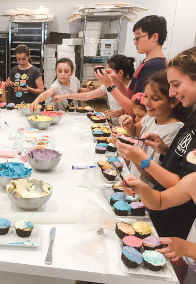 2 Hour Kids Cupcake Baking and Decorating Class