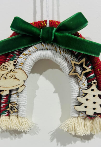 A Handmade Christmas: Macrame Ornament Worksop