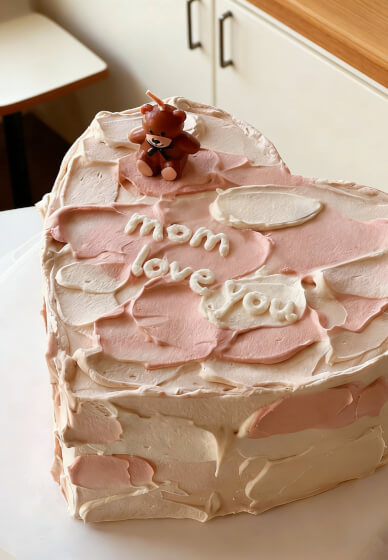 A Heart for Mum: Mother's Day Cake Workshop