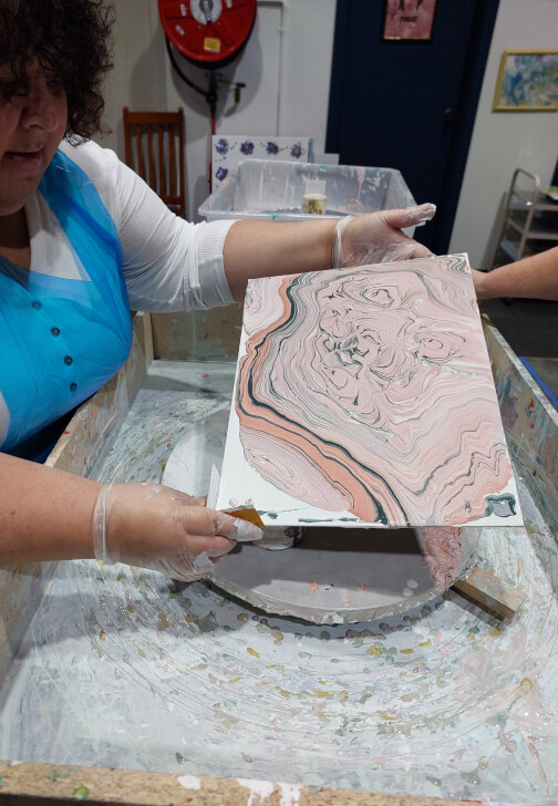 Abstract Acrylic Pouring Class – Ring Pour Art Experience