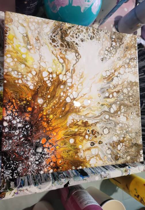 Kids' Acrylic Pouring Art Class in Melbourne