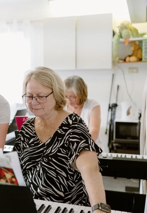 Adult Piano for Beginners Class
