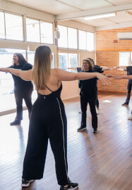 Adult Theatre Jazz Dance Class for Beginners