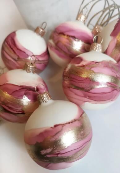Alcohol Ink Glass Christmas Ornament Workshop