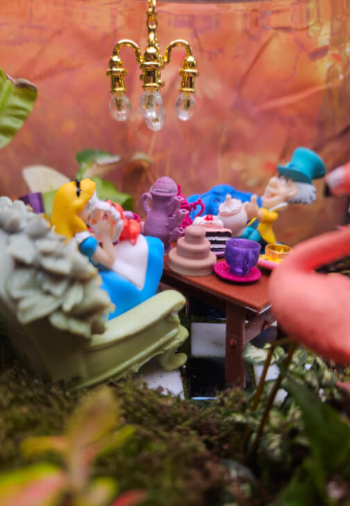 Alice in Wonderland Terrarium Workshop