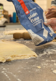 Bake and Decorate Christmas Cookie Class